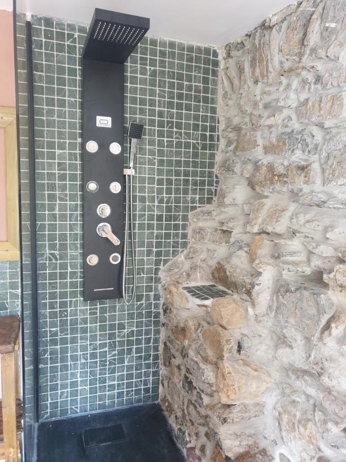 Maison De Village Avec Piscine Au-Dessus Des Cinque Terre Madonna del Trezzo Exteriör bild